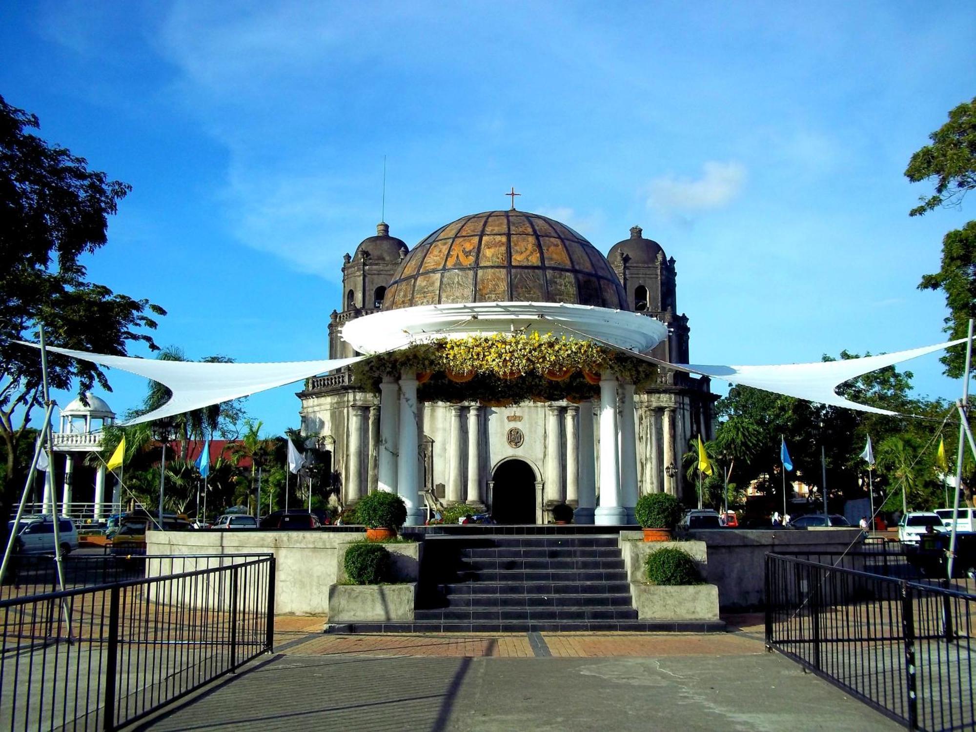 Reddoorz At Sta Cruz Naga City Exterior photo